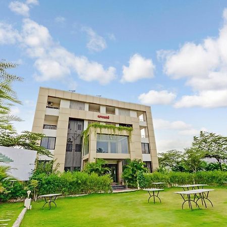 Oyo 48352 Hotel Bhagyalaxmi Kāla Dış mekan fotoğraf